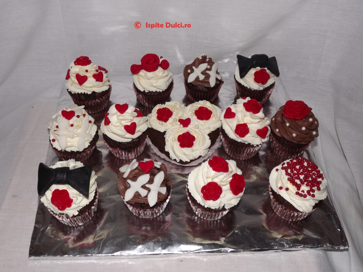 Cupcakes decorate pt 8 ani impreuna