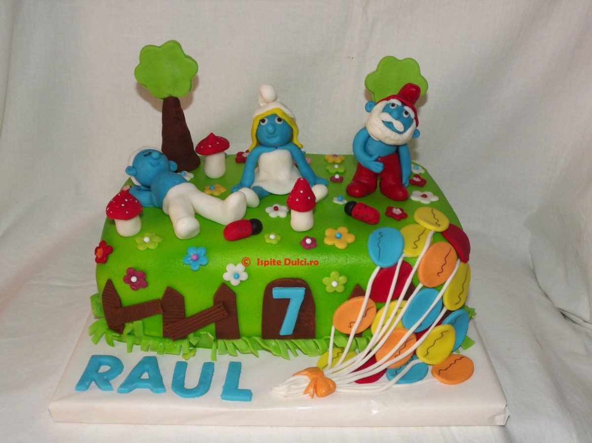 Tort cu strumfi pentru Raul