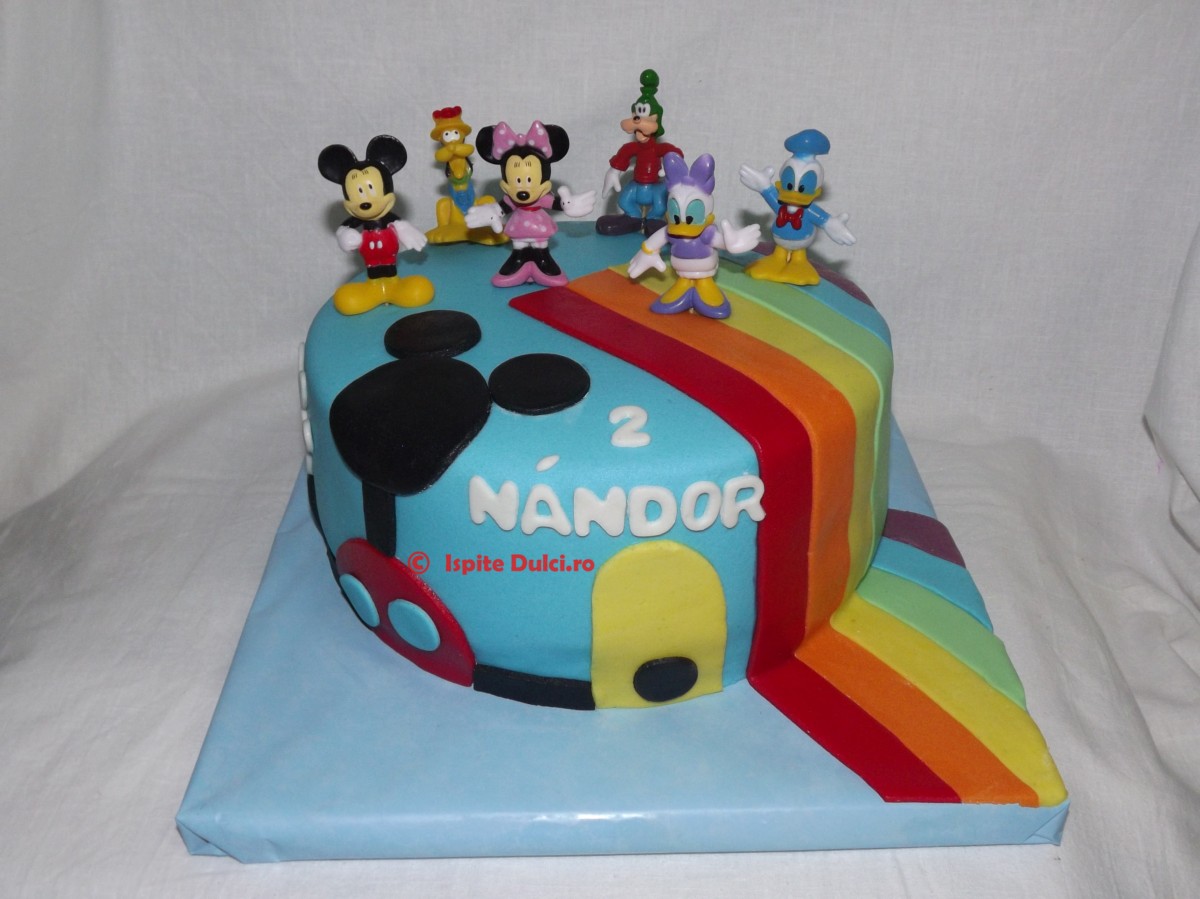 Tort cu figurine Disney