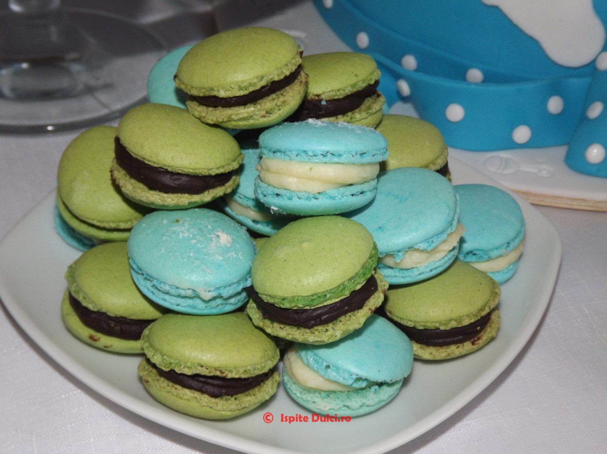 Tort de botez si candy bar