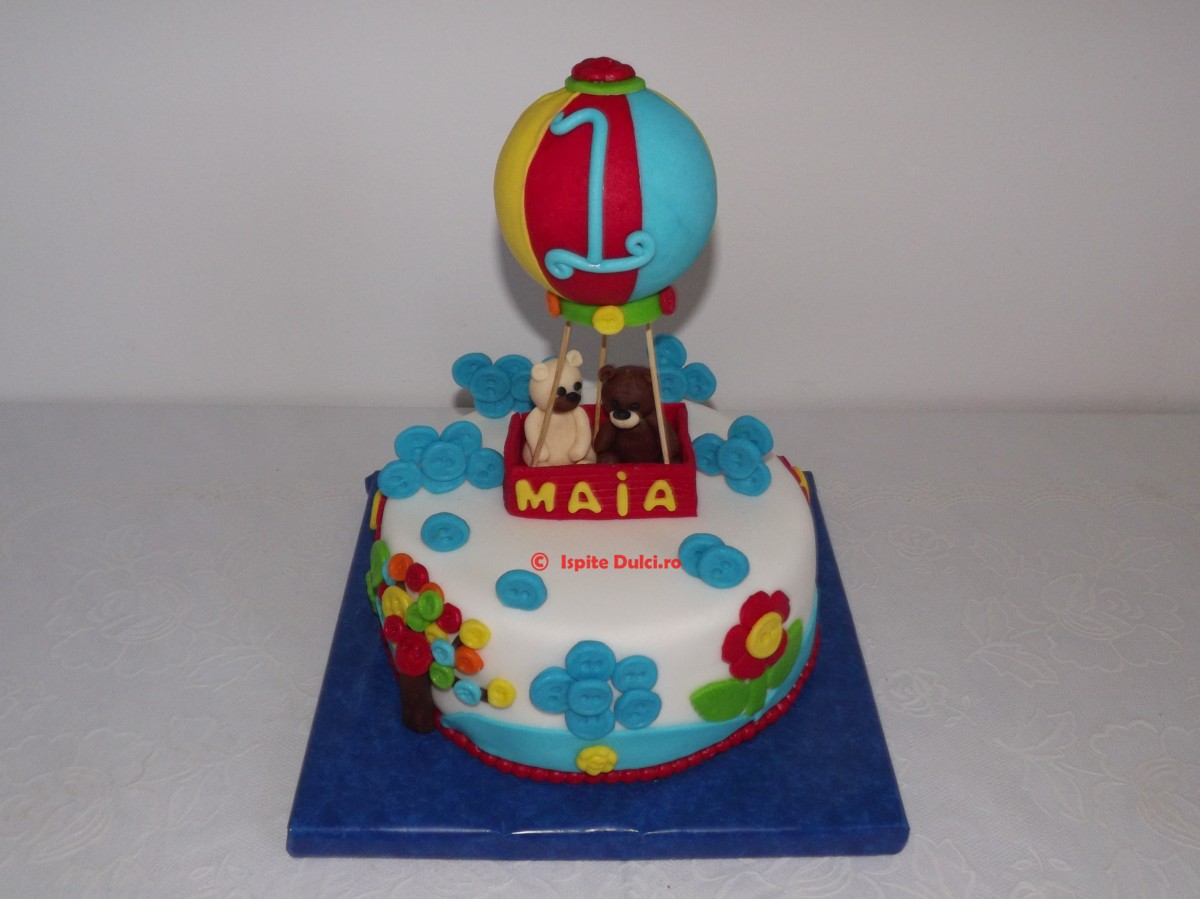 Tort cu balon pentru Maia