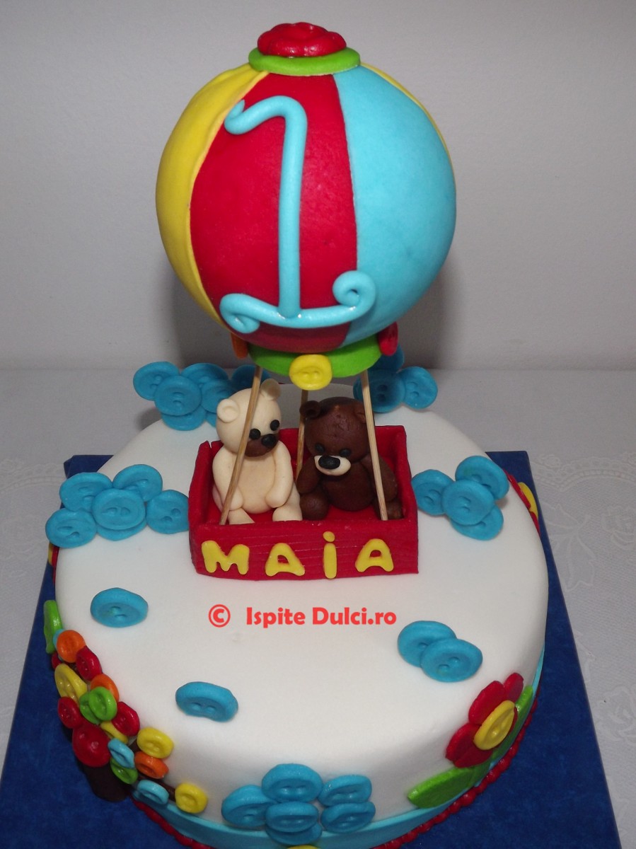 Tort cu balon pentru Maia
