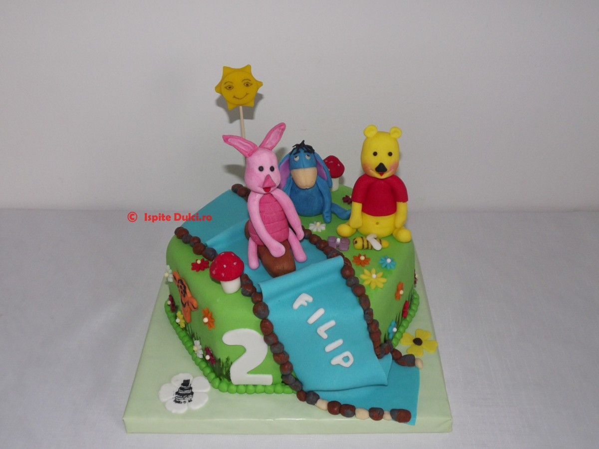 Tort Winnie si prietenii pentru Filip