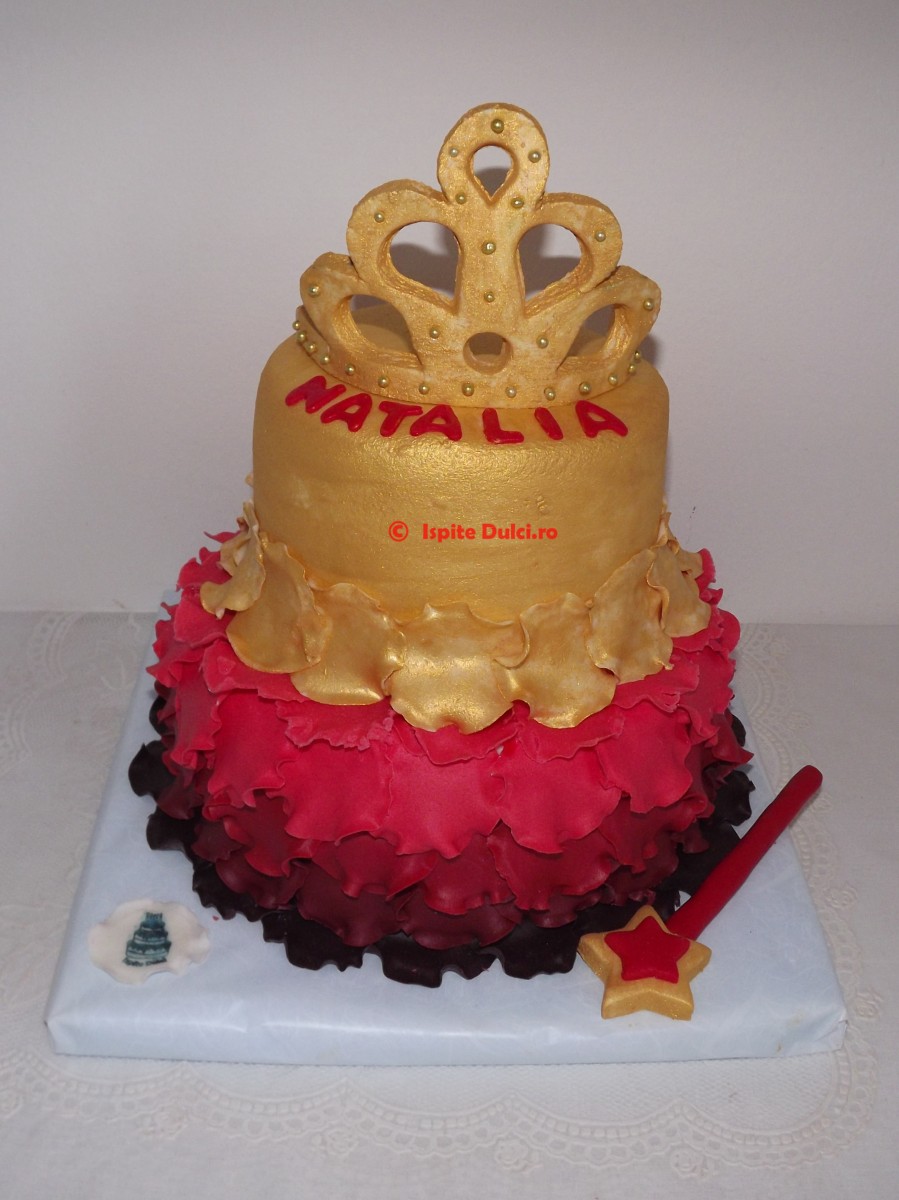 Tort cu diadema pentru Natalia