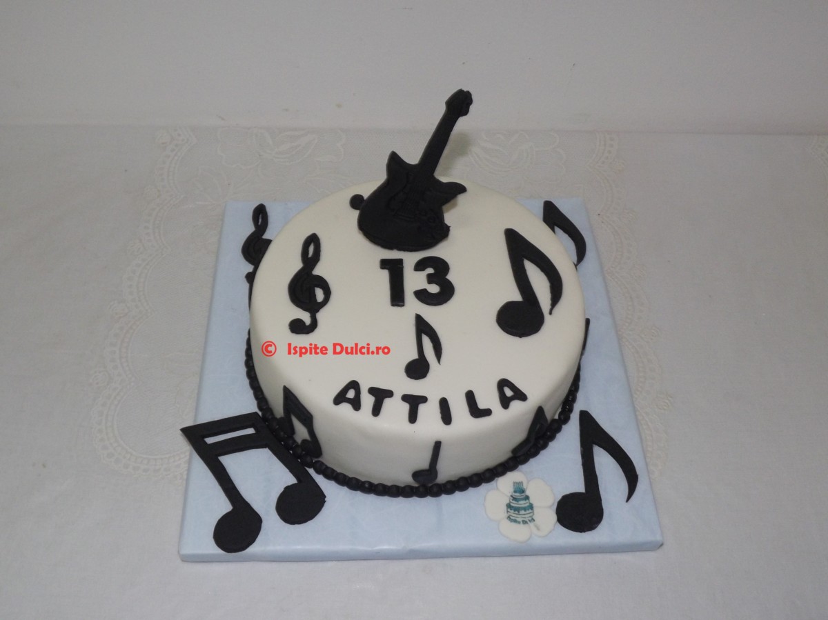 Tort musical pentru Attila