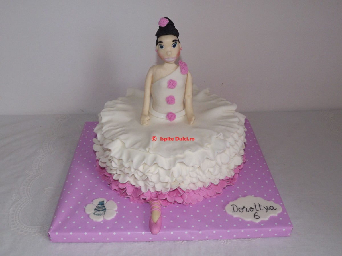Tort balerina pentru Dorottya