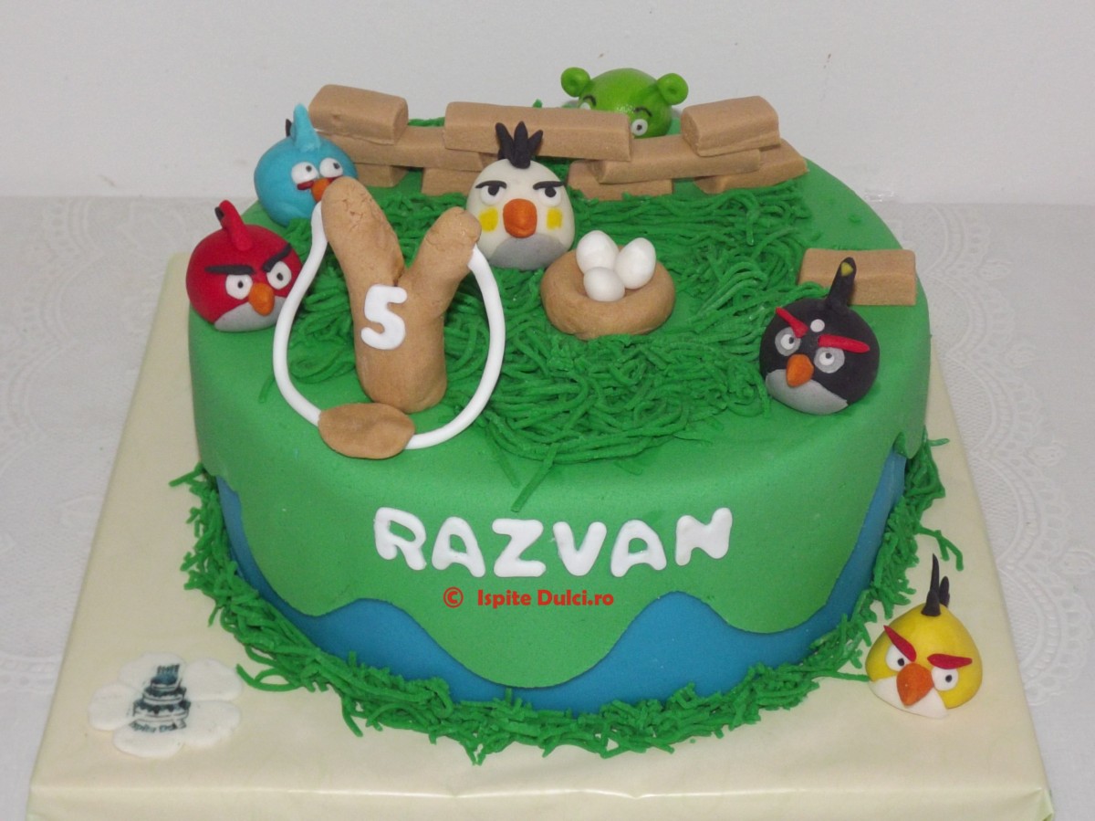 Tort Angry Birds pentru Razvan
