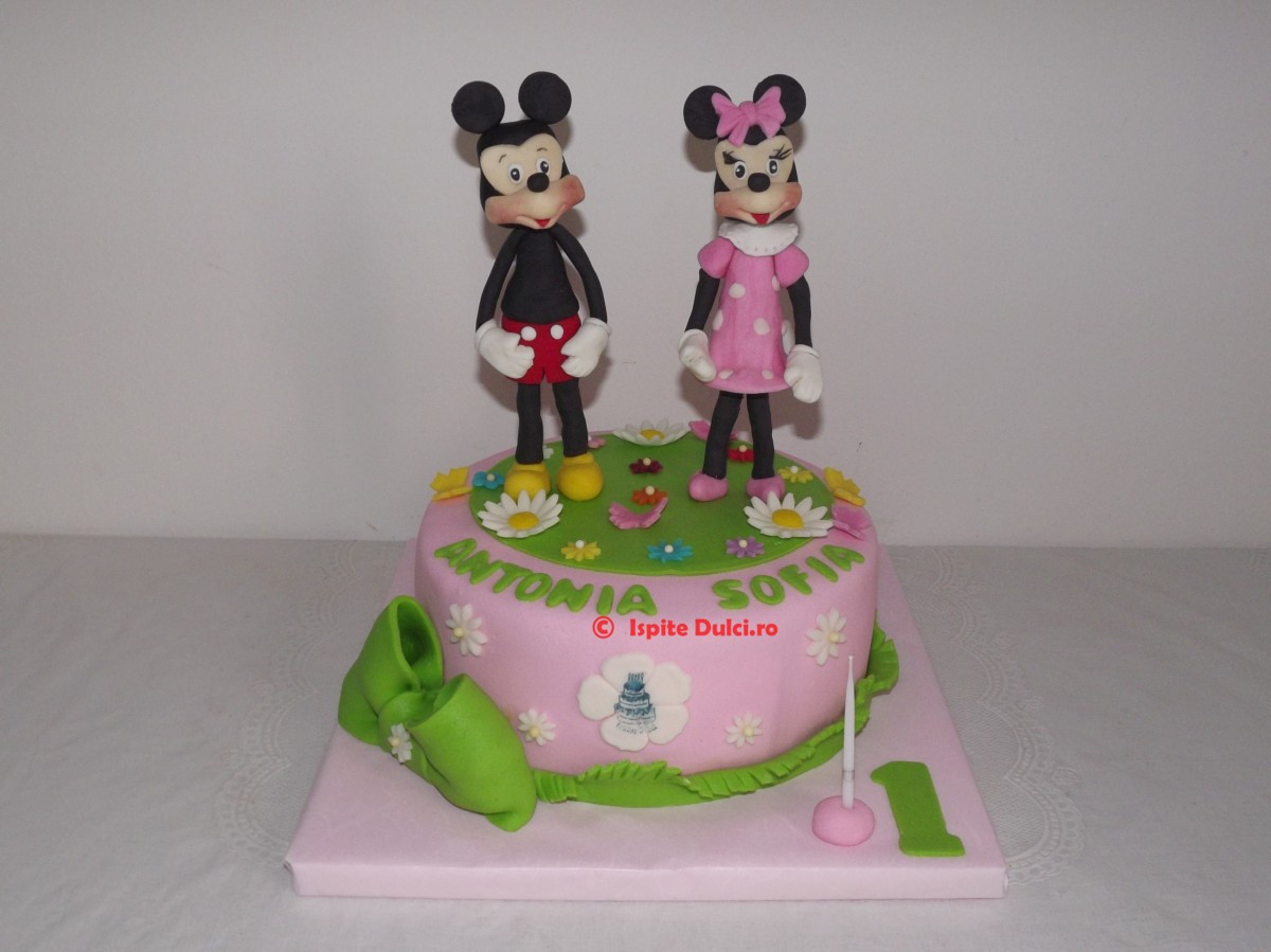 Tort cu Mickey si Minnie Mouse pentru Antonia