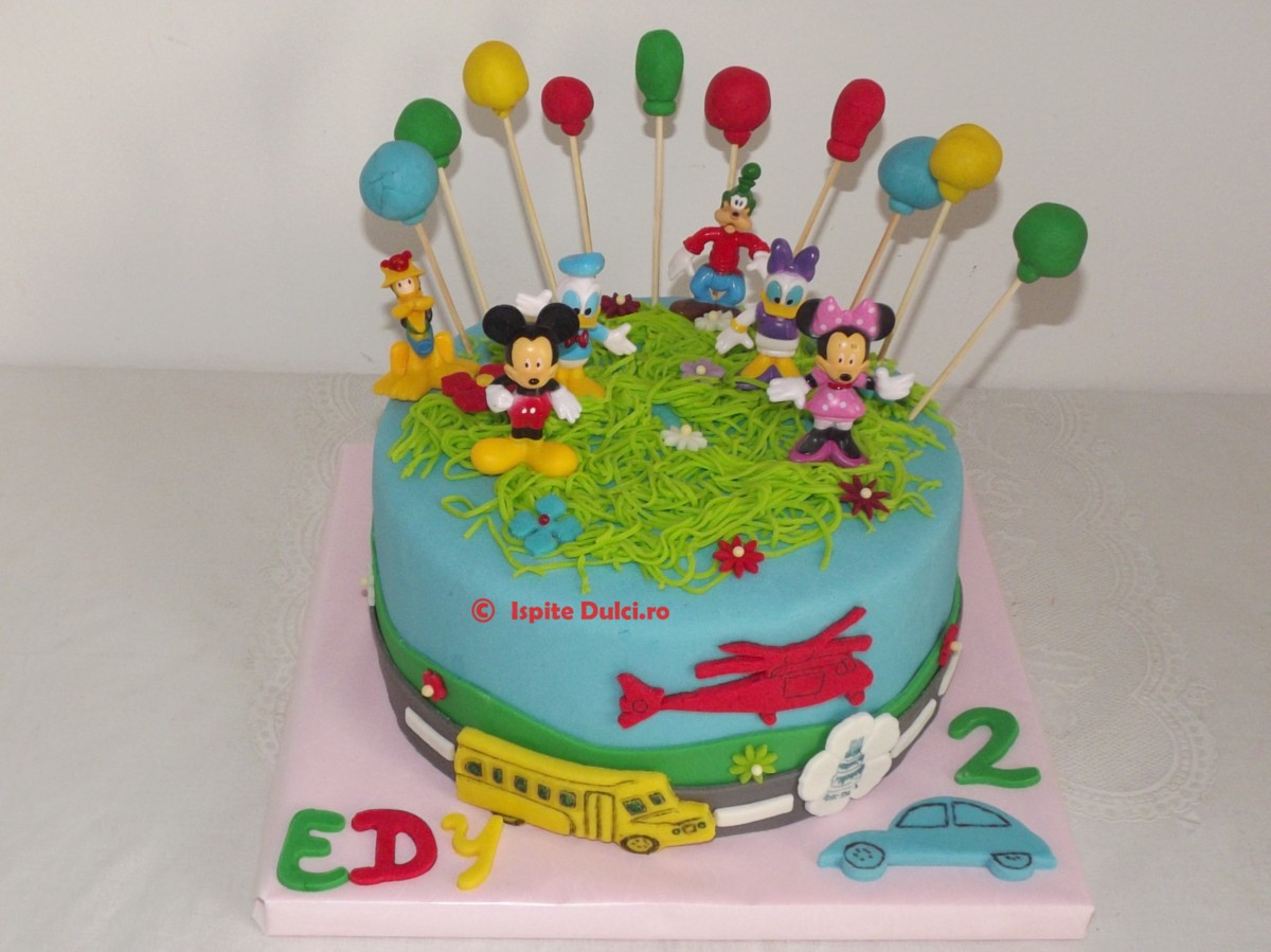 Tort cu figurine Disney pentru Edy