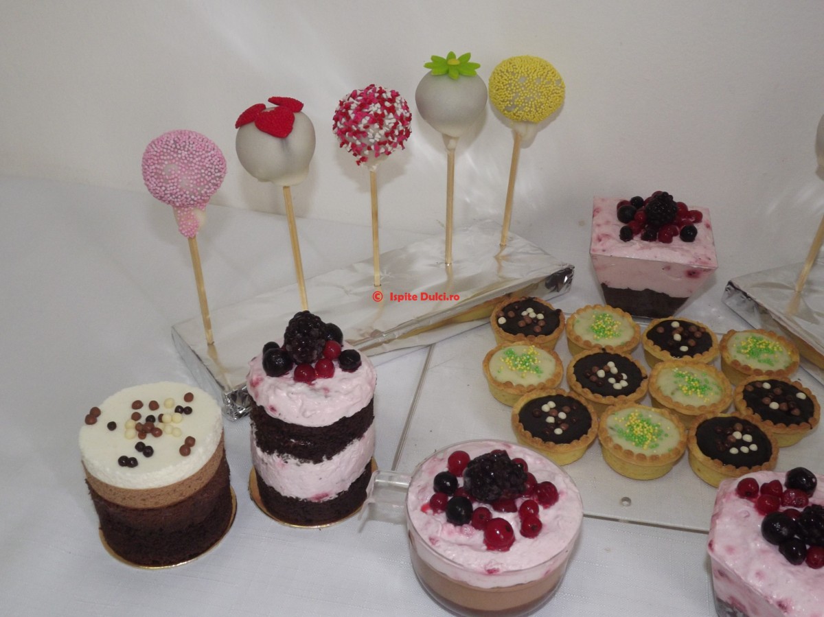 Portii individuale si produse candy bar