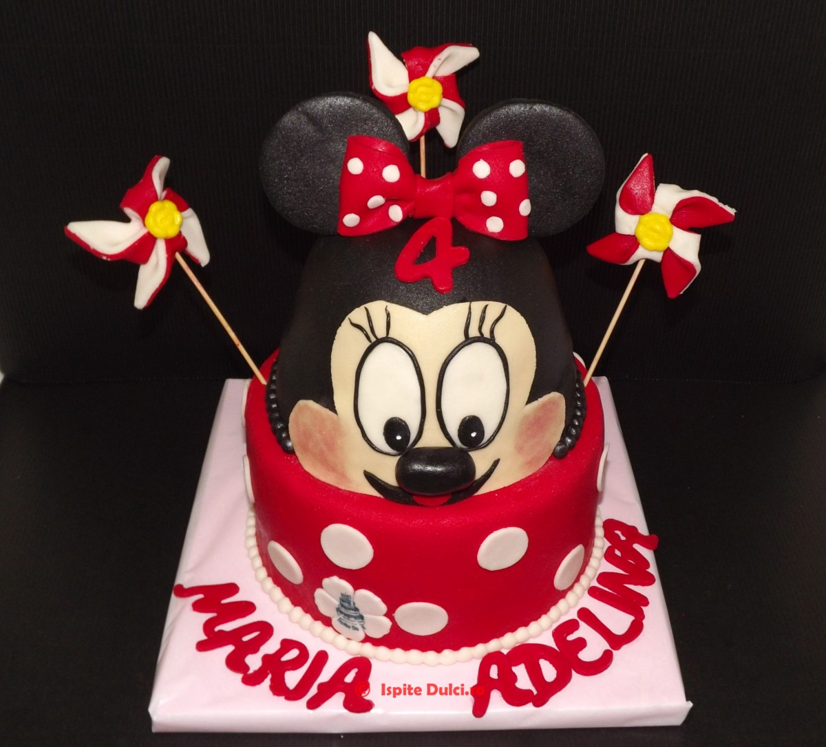 Tort cu Minnie Mouse