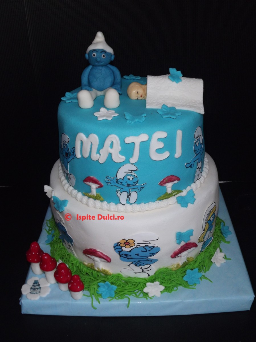 Tort de botez cu strumfi pentru Matei