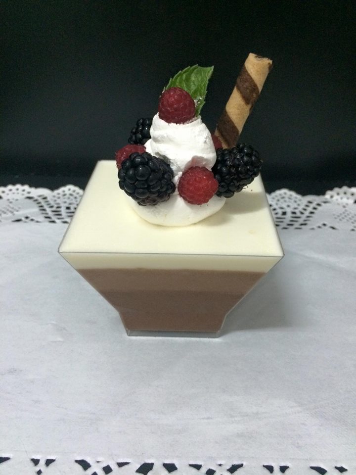 Deserturi delicioase la pahar