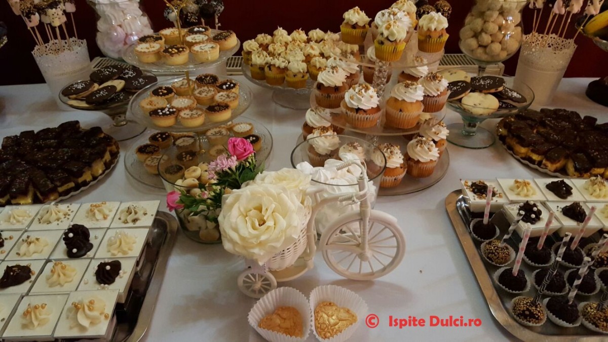 Sweets bar (candy bar )
