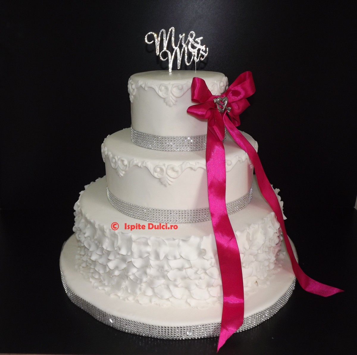 Tort de nunta Alexandra