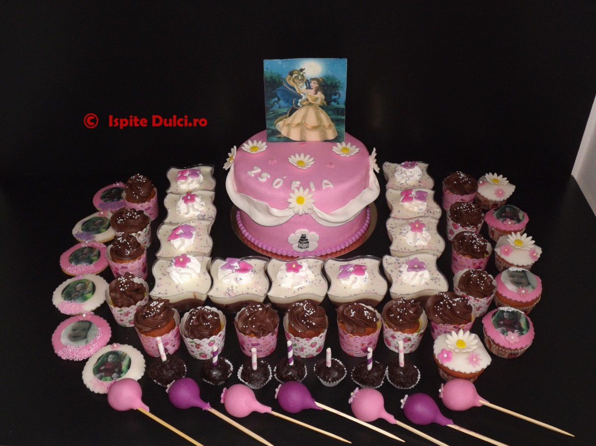 Tort de botez si candy bar pentru Zsofia