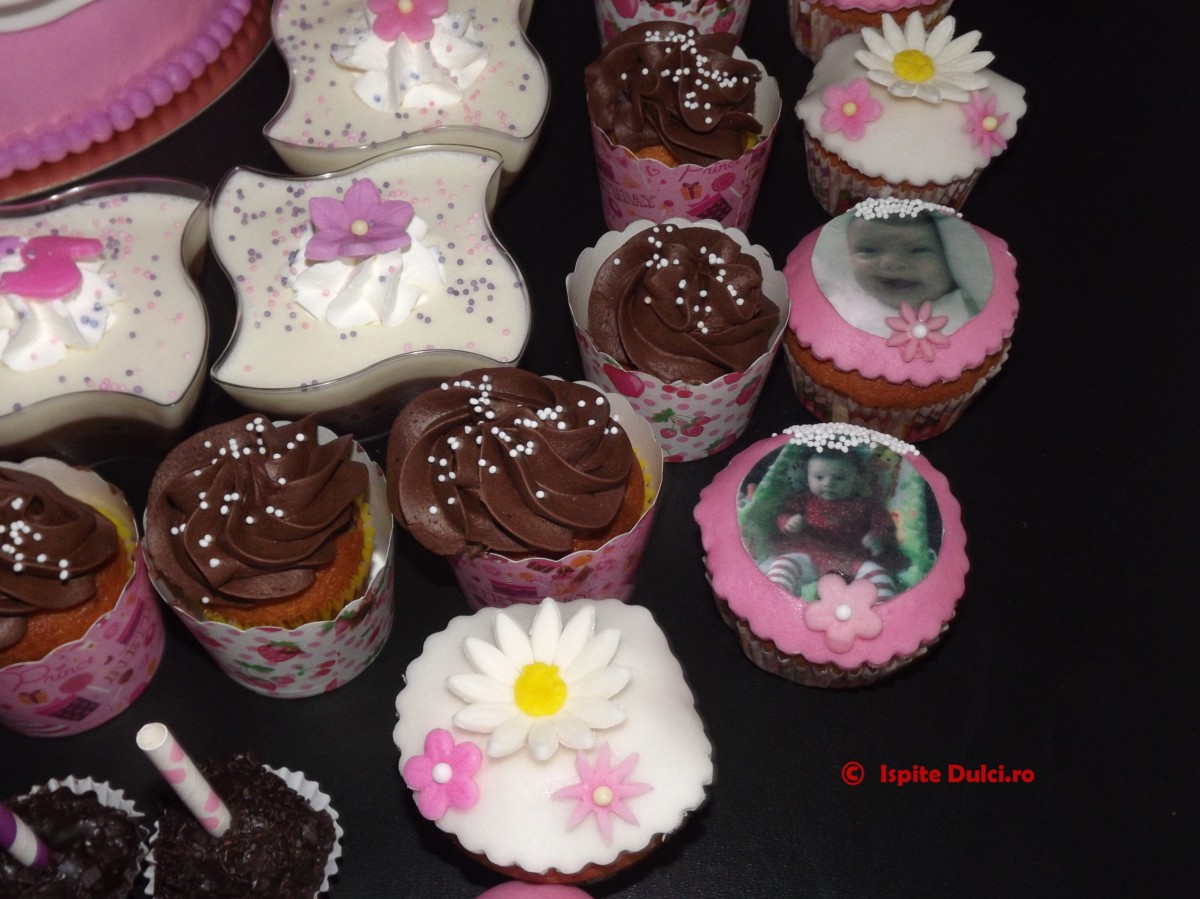 Tort de botez si candy bar pentru Zsofia