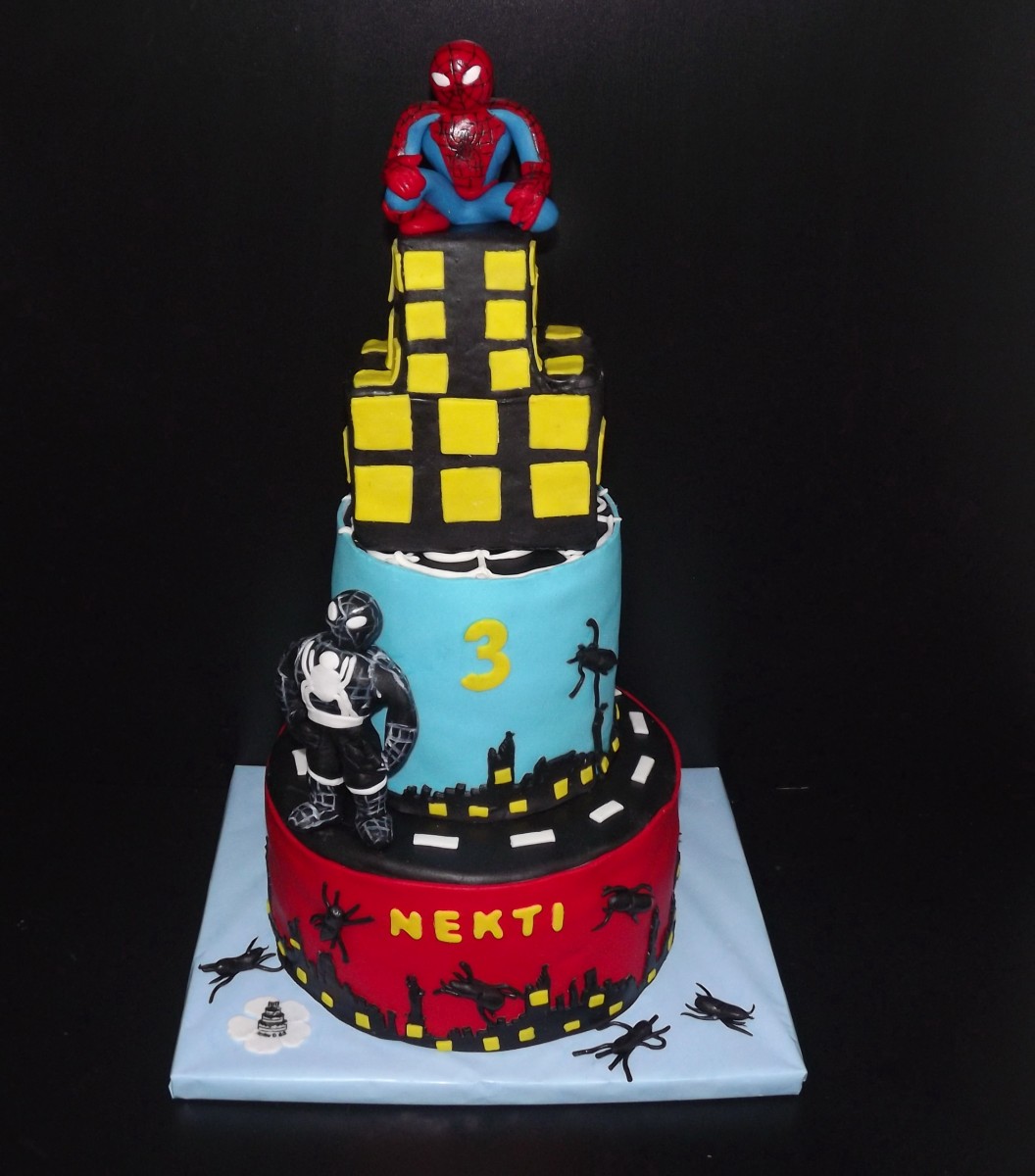 Tort cu Spiderman pentru Nekti