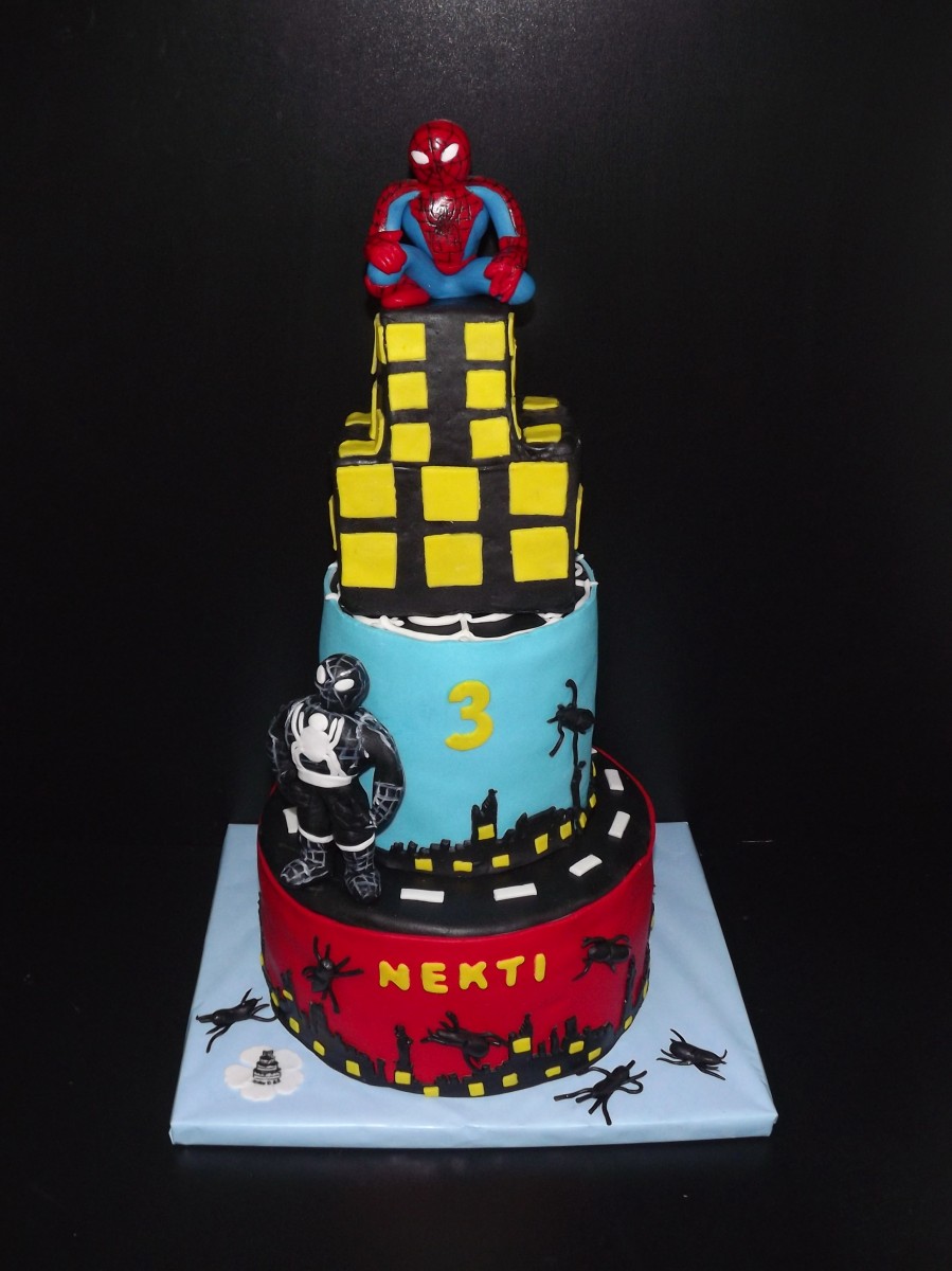 Tort cu Spiderman pentru Nekti