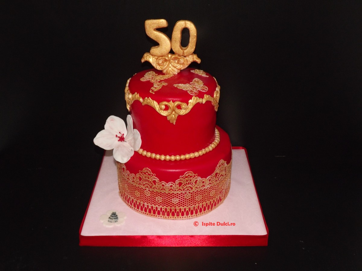 Tort cu dantela comestibila