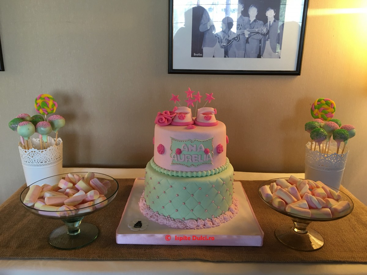 Tort de botez si candy bar pt Ana Aurelia