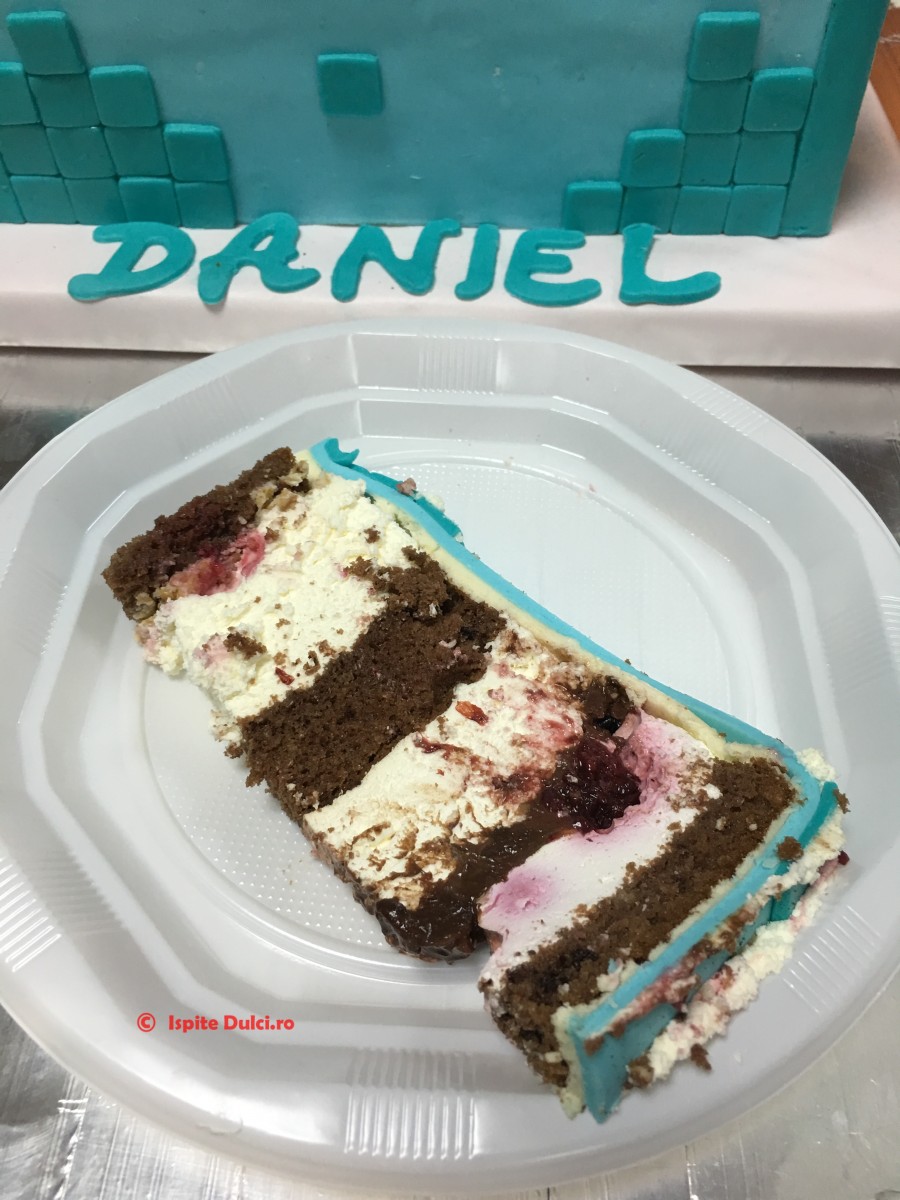 Minecraft si candy bar pentru Dani