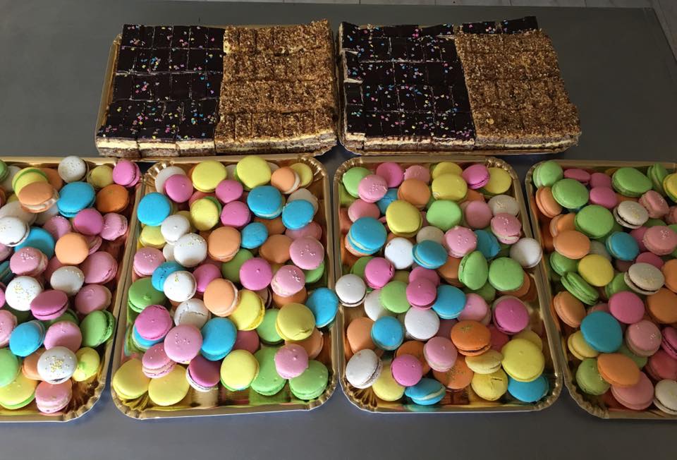 Macarons si prajituri pentru stare civila