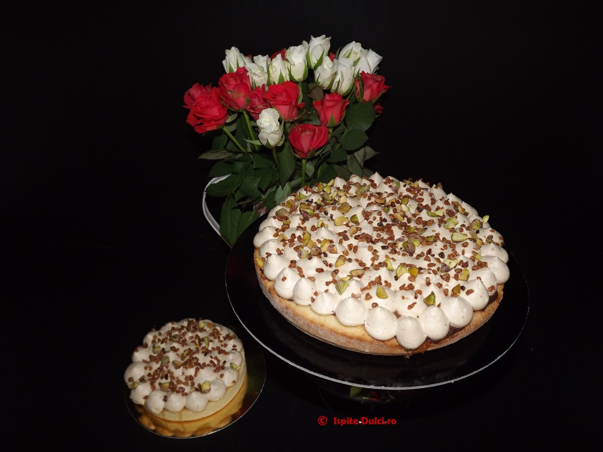 Desert frantuzesc: tarte cu ciocolata si tarte cu lamaie