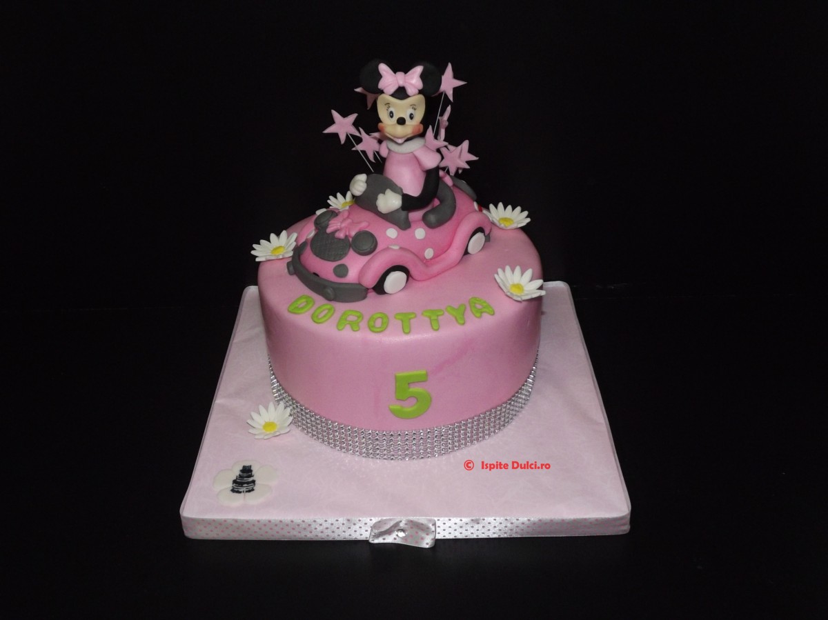 Tort cu Minnie pentru Dorottya