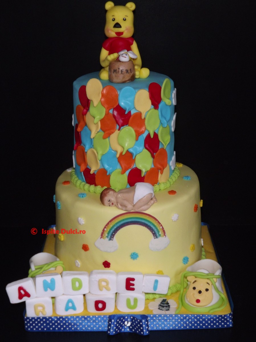 Tort de botez cu Winnie pentru Andrei Radu
