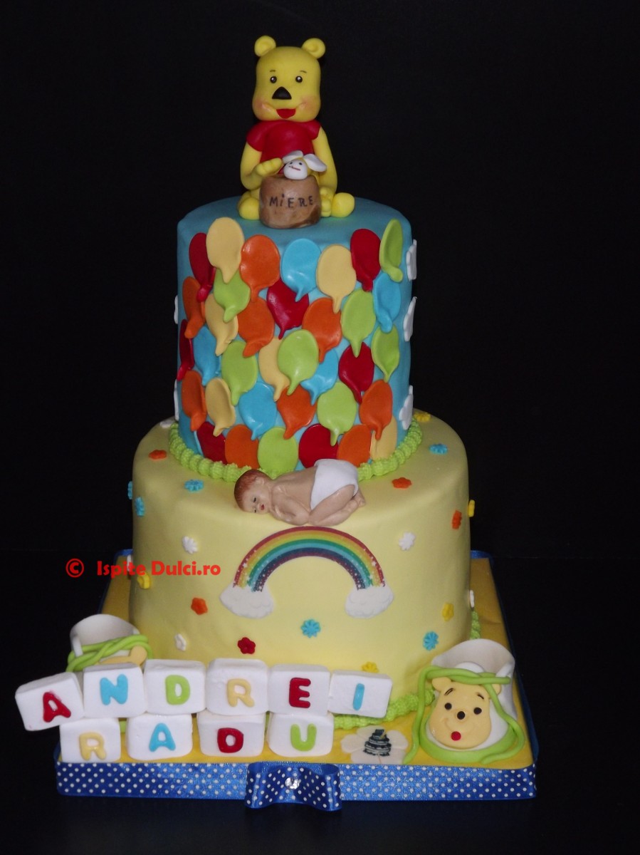 Tort de botez cu Winnie pentru Andrei Radu