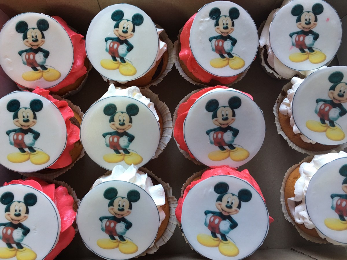 Tort de botez cu Mickey Mouse pentru Dan Alexandru