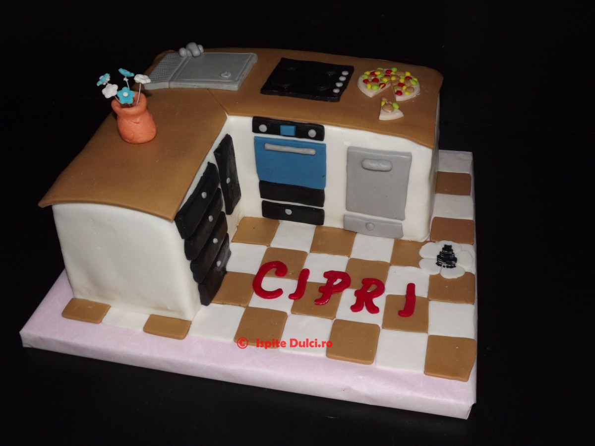 Tort mobila bucatarie