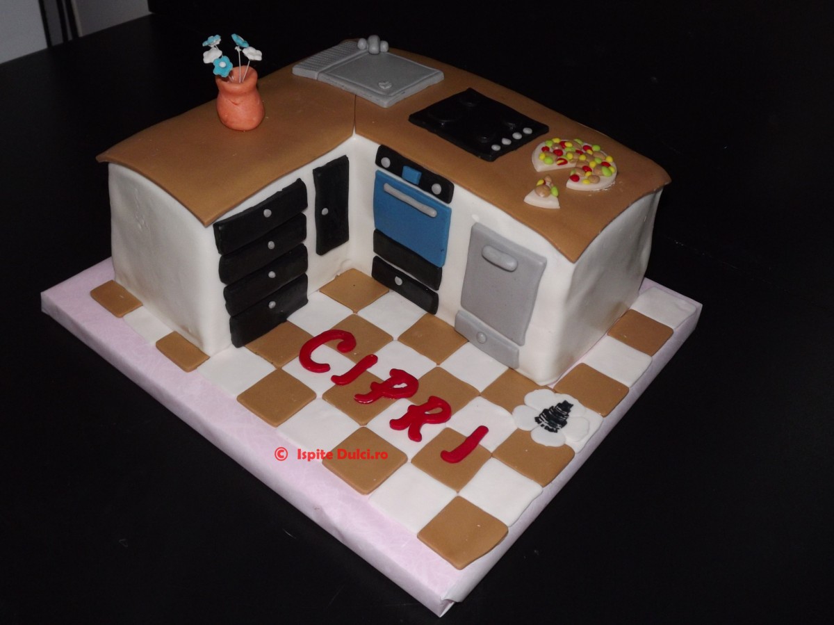 Tort mobila bucatarie