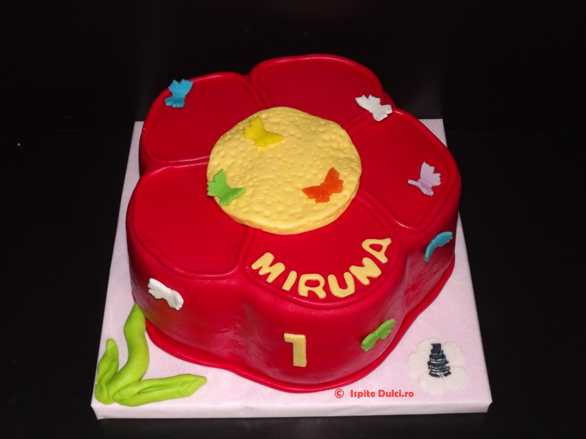 Tort floare pentru Miruna