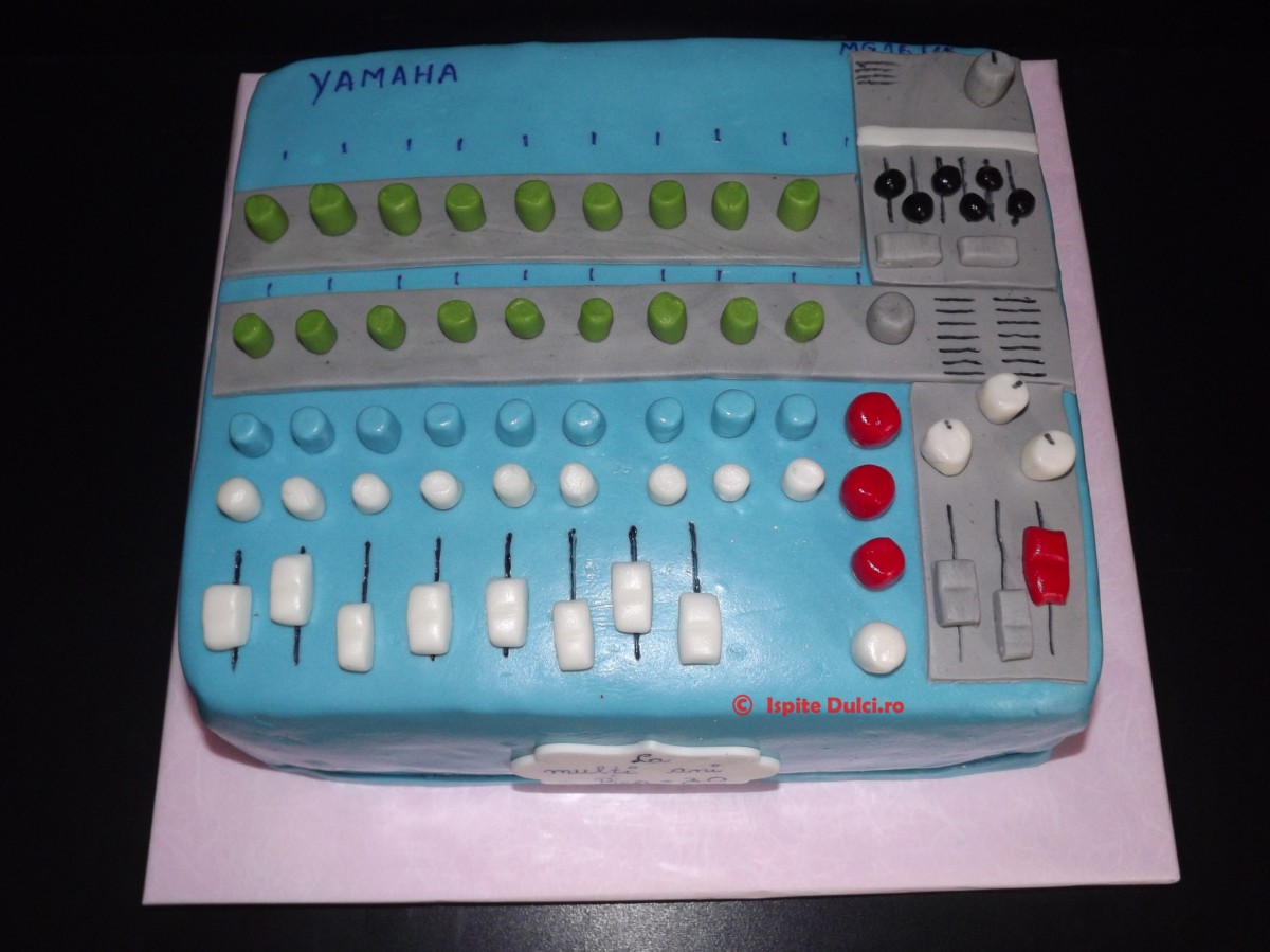 Tort mixer Yamaha MG16/16