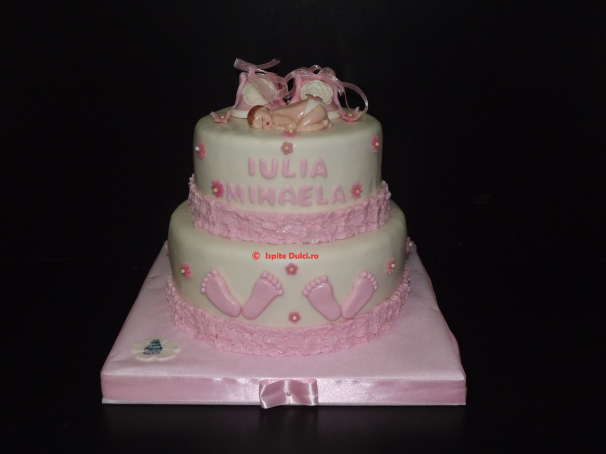 Tort de botez pentru Iulia