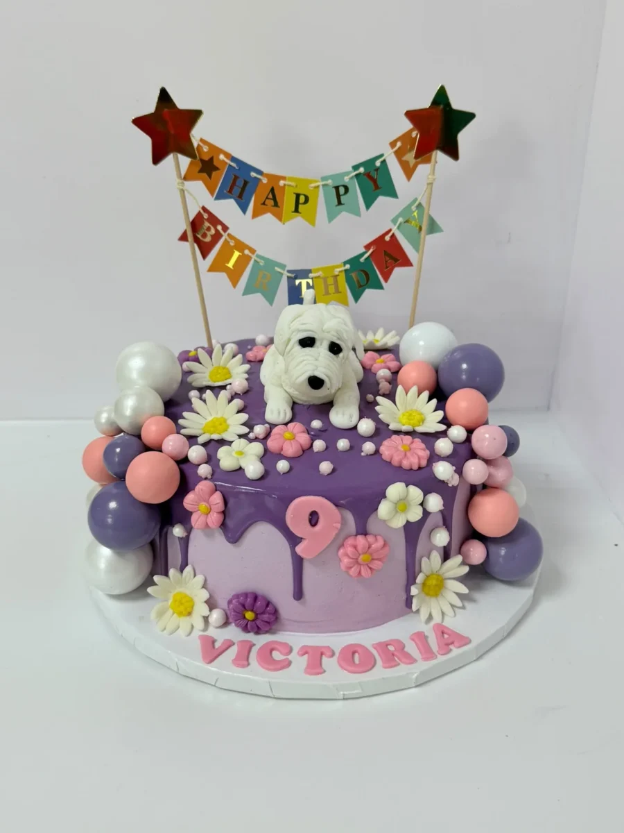 Tort cu cățeluș pentru Victoria